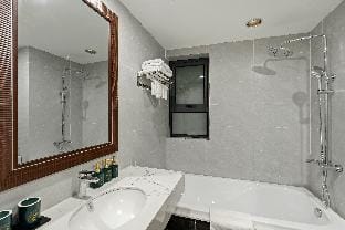 Nami Suite Apartment 352 Buoi Apartment in Hanoi
