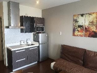 Studio | Netflix &43" TV | 200mbs net | great view Apartment in Mandaluyong