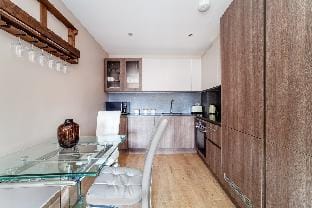 The Ravenscourt Park Collection Apartment in London