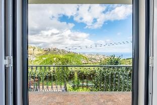 Casa Olimpo by Homie Apartment in Câmara De Lobos