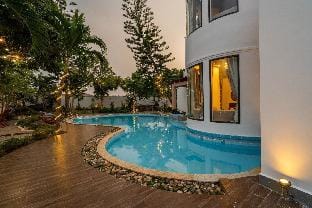 New Luxury Villa HoiAn 5Bedrooms Villa in Hoi An