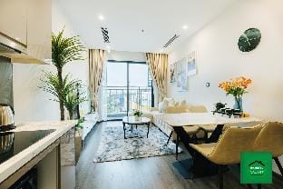 *Vivian's house* 1BRL Luxury city view Ocean Park Vacation rental in Laos