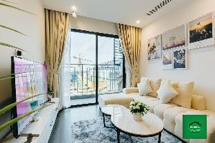 *Vivian's house* 1BRL Luxury city view Ocean Park Vacation rental in Laos