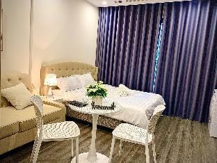 *Vivian's House* 1BRL lake view Ocean Park Luxury* Vacation rental in Laos