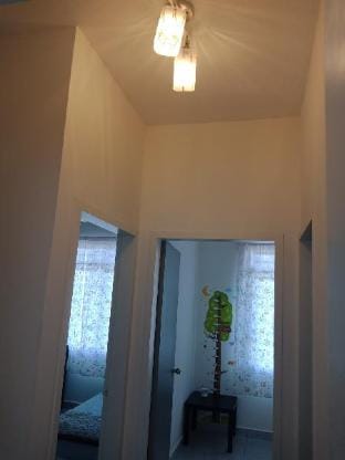 A临近legolend, 新加坡第二通道,711便利店,99 Speed Mart,咖啡店,面包店. Vacation rental in Johor
