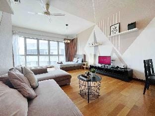 Modernly Studio @Regalia Residence@PWTC Vacation rental in Federal Territory of Kuala Lumpur