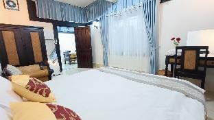 Local-Style Apartment: 1 Bedroom Vacation rental in Vientiane