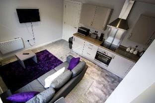 StayZo - Executive City Centre Apartment 2 Apartment in Bradford