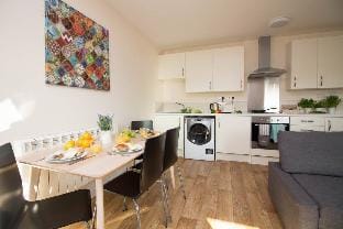 StayZo Premiere Serviced Accommodation 17 Apartment in Southampton