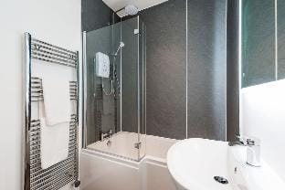 Bissets Bond - Converted Warehouse Apartment in Dundee