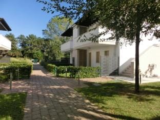 Nice Apartment with huge swimming pool and solarium By Beahost Rentals Apartment in Bibione