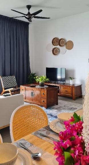 ANATOLI Geniehome3BR FreeWifi Utropolis Shah Alam  Apartment in Petaling Jaya