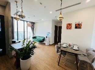 Vinhomes Skylake 2BR near Keangnam - Gem Apartment Apartment in Laos