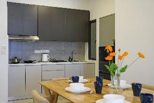Jln Cheras| 4 min drive Sunway Velocity Mall| 7Pax Apartment in Federal Territory of Kuala Lumpur