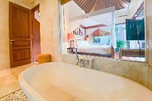 Adore 4 BR Private Pool Villa #NE06B Villa in Bali