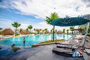 Almas Suites @ Puteri Harbour Apartment in Johor