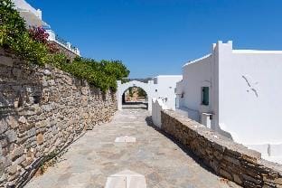 Parikia Cove Mansion Apartment in Paros, Greece