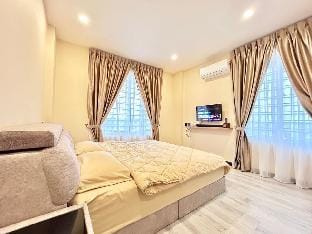 Jeff and Ricky Homestay 91@Satria Residence Apartment in Kuching