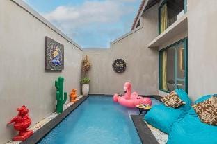 Industrial concept 1BR Private Villa in Seminyak Villa in North Kuta