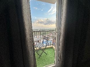 Affordable Condo | Fast Wifi | Near Airport Apartment in Lapu-Lapu City