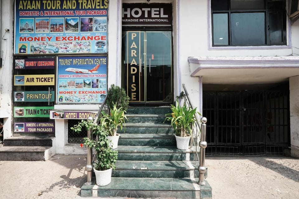 Hotel Paradise International Near IGI Delhi Airport Hotel in New Delhi