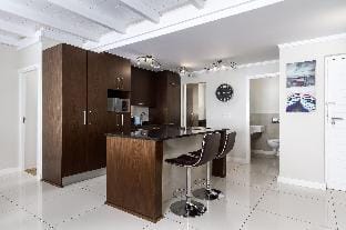The Crystal - Spectacular sea views in Camps Bay Apartment in Camps Bay