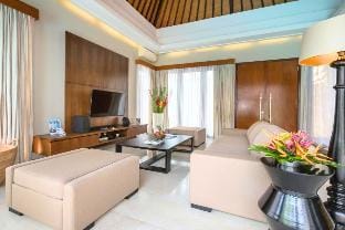 Luxury 3 BR Private Pool Villa IR06A Villa in Kuta