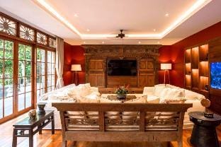 Entire 5 BR Private Pool Villa IR04A Villa in Bali