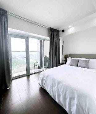 emerin suites @ Aeon Towers Vacation rental in Davao City