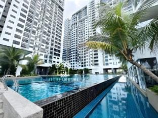 Traders Garden C180 by JE |3 BR| 5Pax Apartment in Negeri Sembilan, Malaysia