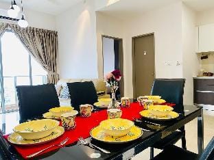 S_A17 4BR 9 Pax @ Silverscape Vacation rental in Malacca