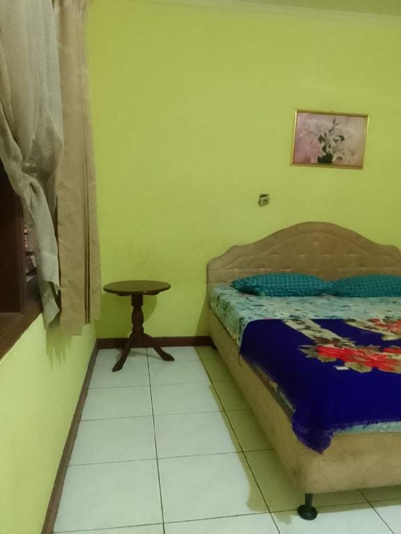 OYO 93146 Lamin Indah Hotel in Cisarua