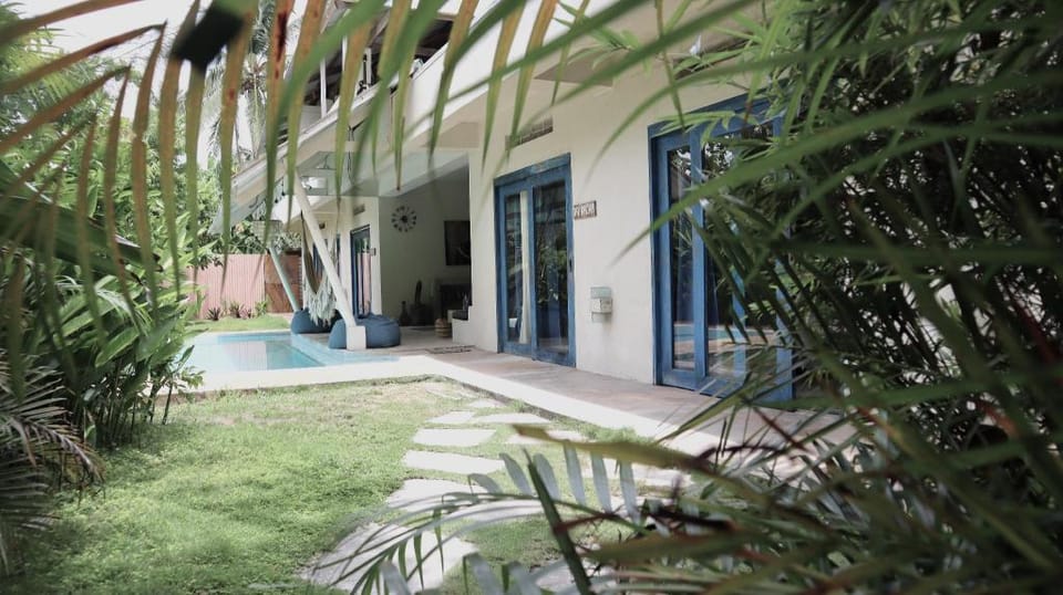Sleepy Gypsea Villa Siargao Sand Bed and Breakfast in General Luna