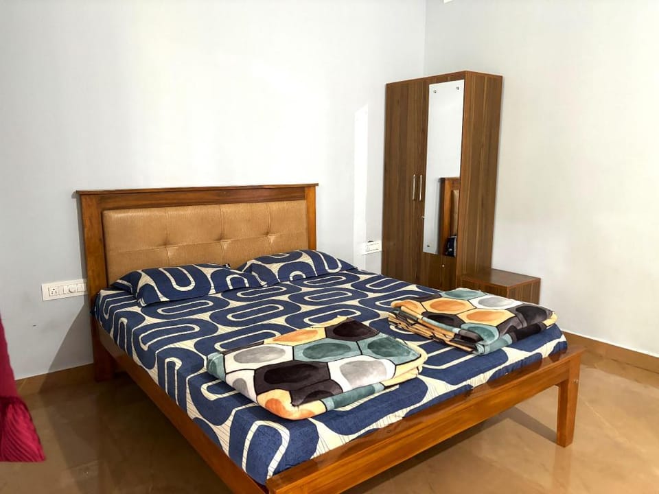 Sri Swarna Darvi Lodge Horanadu Hotel in Karnataka