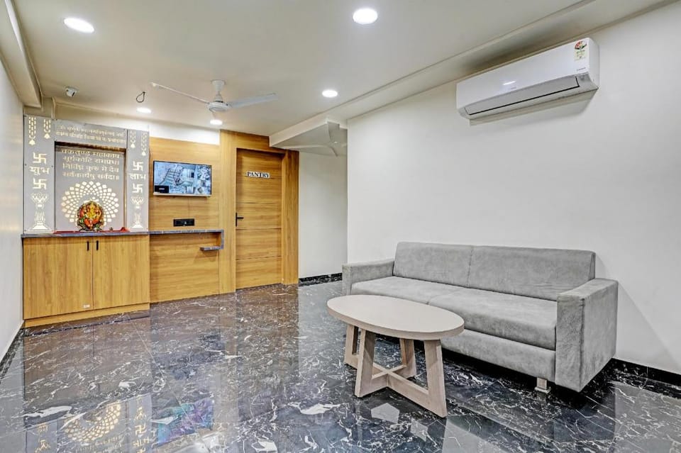 Hotel Haari Jayati Hotel in Ahmedabad