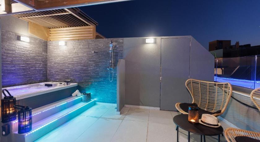 Hersonissos Beach Front Suites Villa in Crete