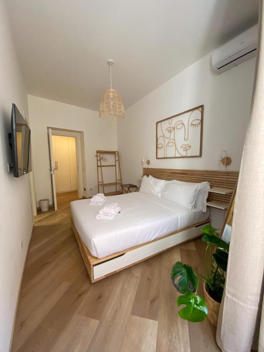 Boho Suites - Rome Colosseum Bed and Breakfast in Rome
