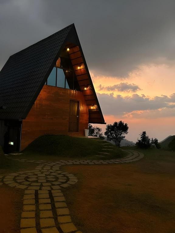 Eagle Red Casino Hotel in Kerala