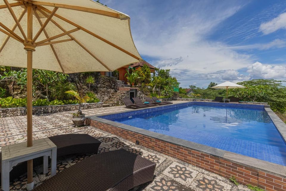 La Village Hill View Bed and Breakfast in Nusapenida