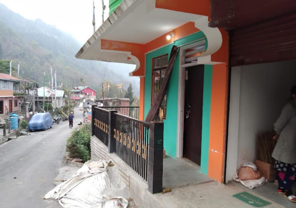 Tamang Homestay by StayApart Vacation rental in West Bengal