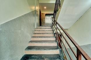 Hotel O OXY QUEEN PALACE Vacation rental in West Bengal