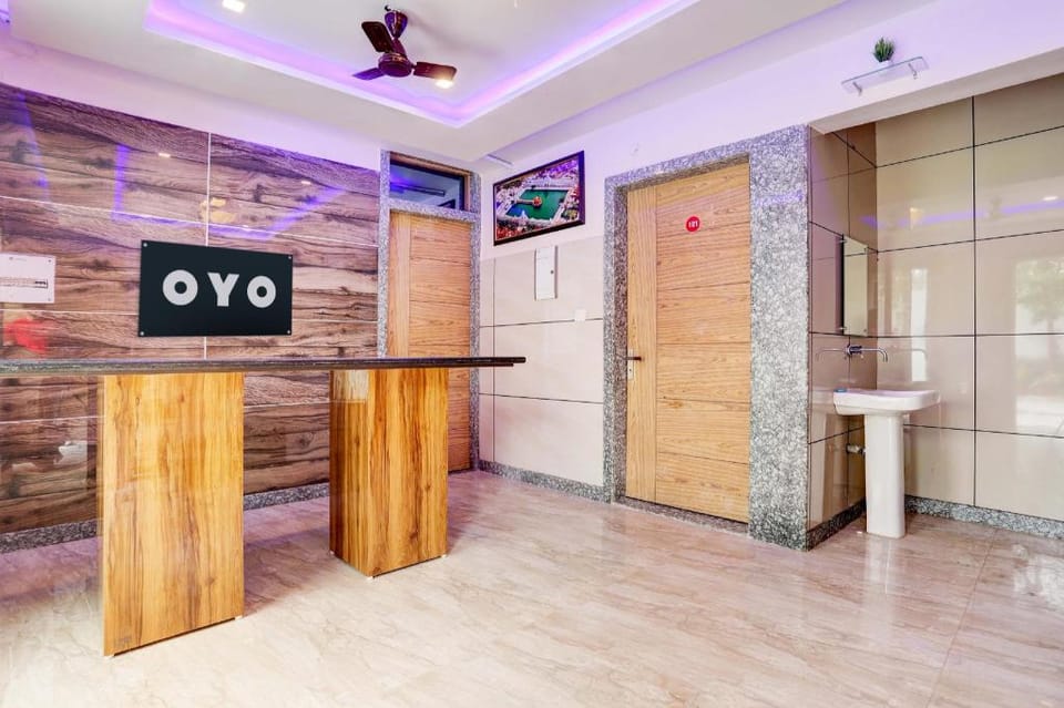 Hotel O 7 Hotel in Lucknow