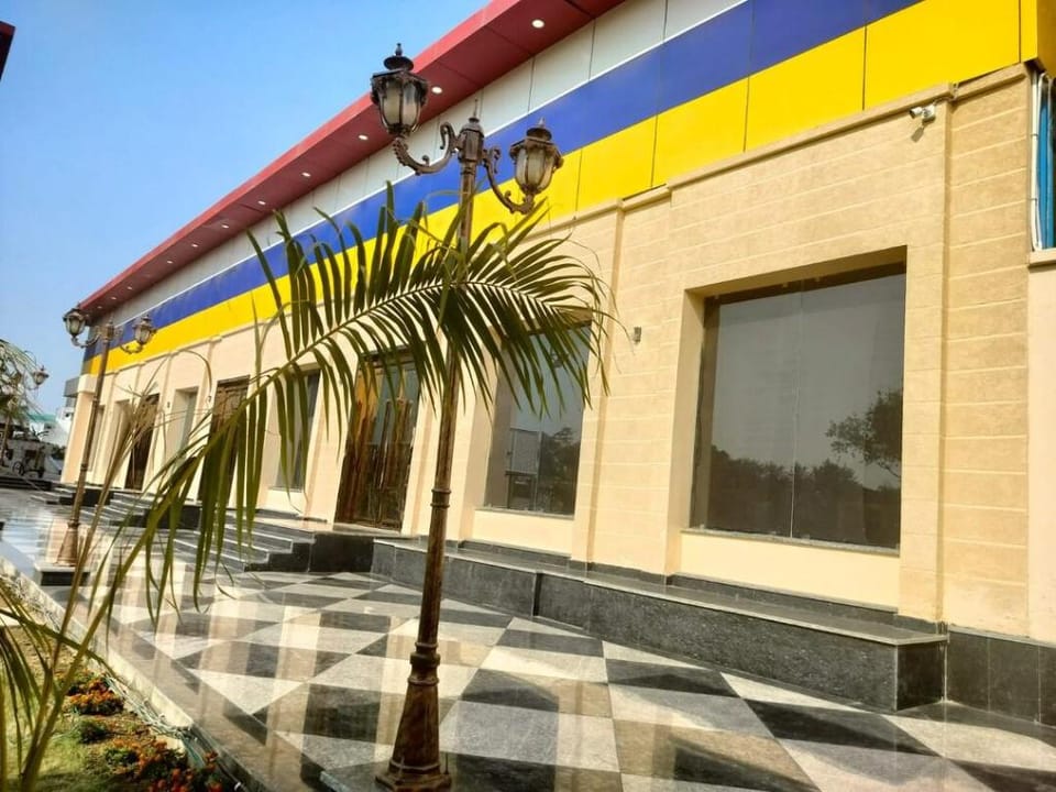 Golden Stone Resorts Hotel in Uttar Pradesh