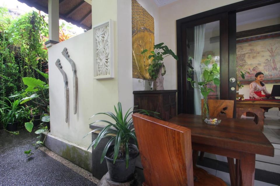 Sari Gong Guest House, A Trishula Collection Bed and Breakfast in Ubud
