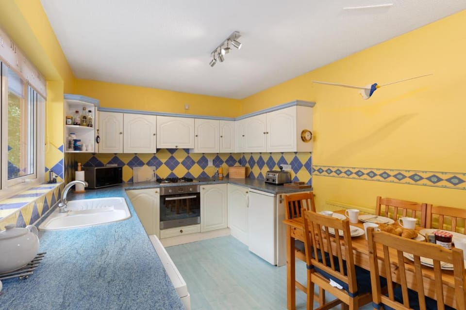Oaklands - Lovely Cottage Walk to Beach Vacation rental in Saundersfoot