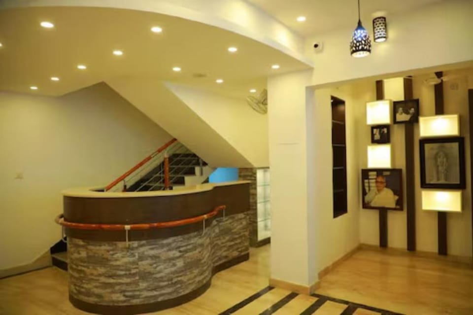 Thiraviam Tourist Home Kanniyakumari Tamil Nadu Hotel in Tamil Nadu