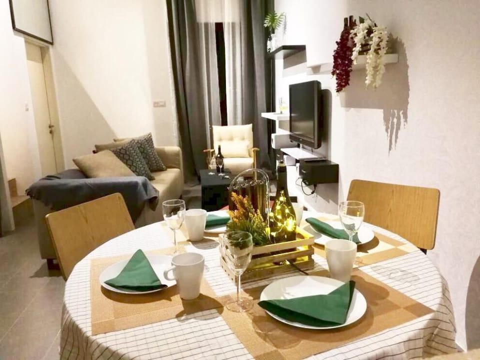 Master Bedroom-Est@Bangsar/KL Sentral(nxt to LRT) Apartment in Federal Territory of Kuala Lumpur