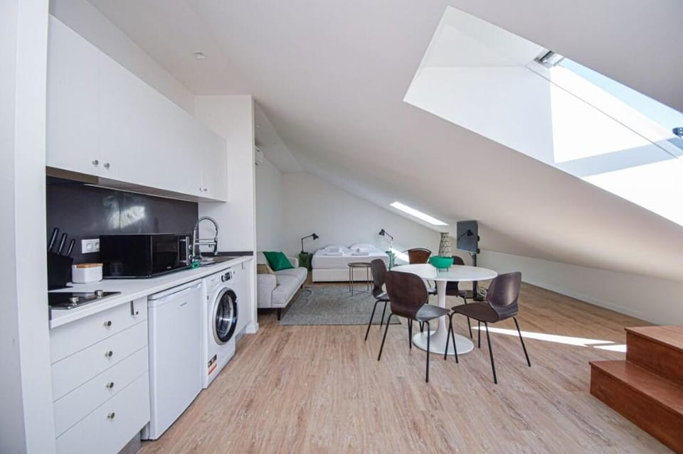 Stylish Lisbon Apartment Central Apartment in Lisbon