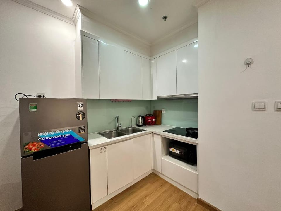 Vinhomes Royal city modern 1 bedroom Apartment in Hanoi