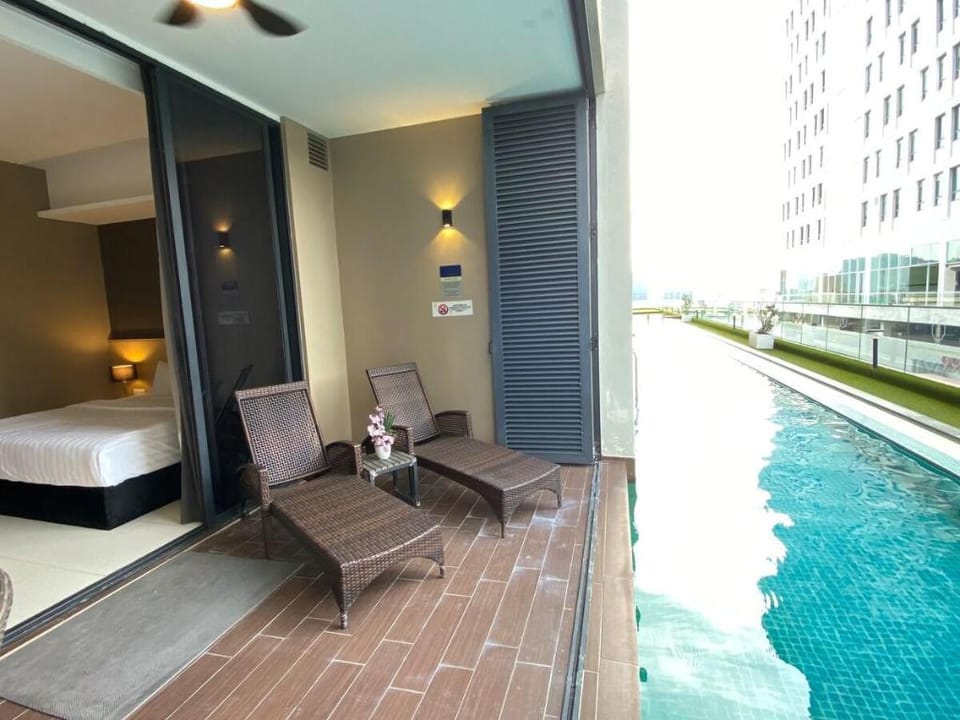 Poolside Suite Amanjiwa 99R Vacation rental in Malacca